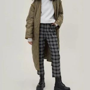 Nasty Gal plaid trousers new with tags! Size 4